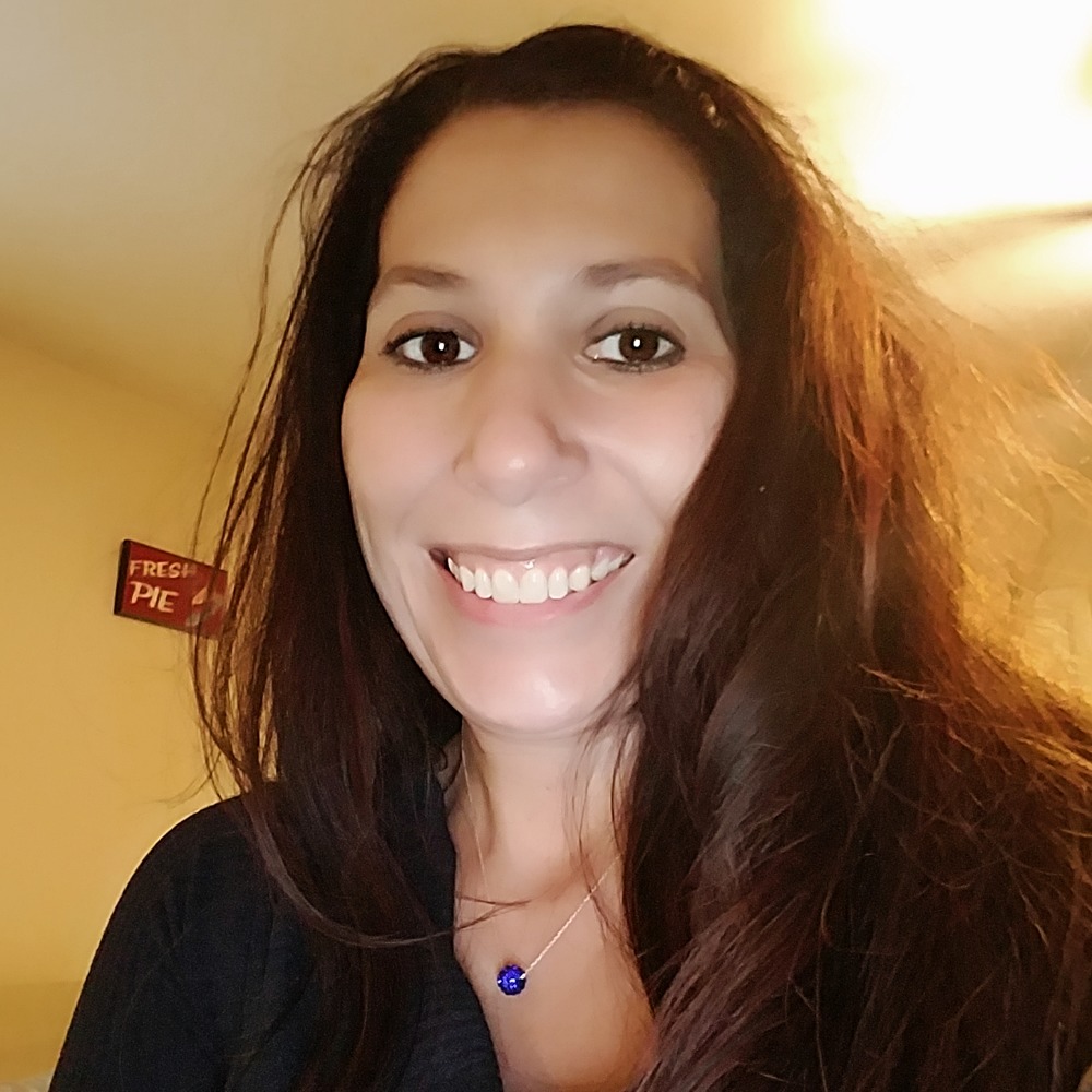 Meet your Posher, Deanna